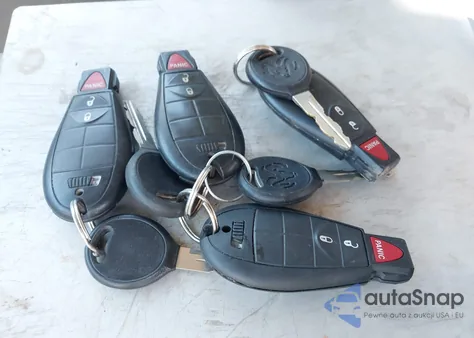 2020 Ram 1500 Classic Ssv 4X4 5'7 Box from USA, damaged, VIN 1C6RR7XT3LS108750